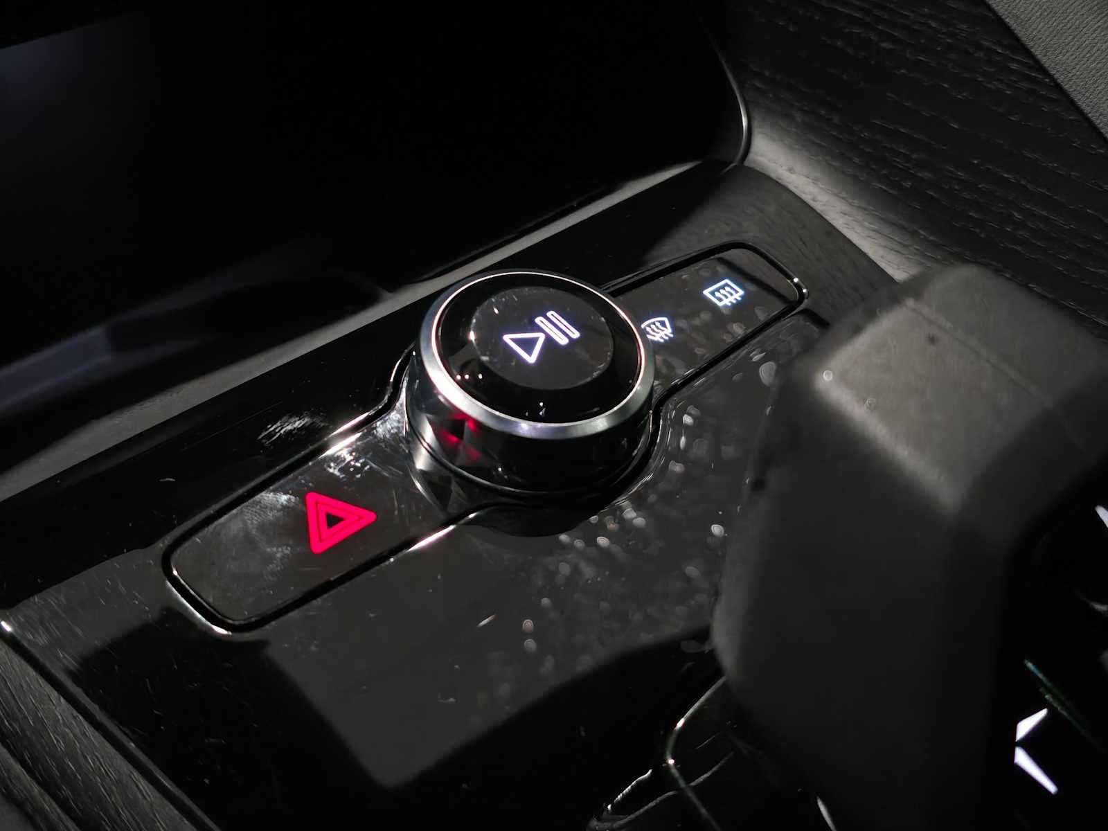 Used 2022 Polestar Polestar 2 w/ Plus Package image 33