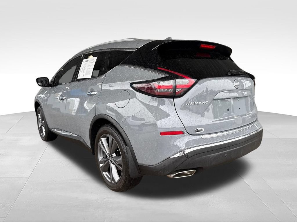Used 2024 Nissan Murano Platinum w/ Cargo Package FWD image 3
