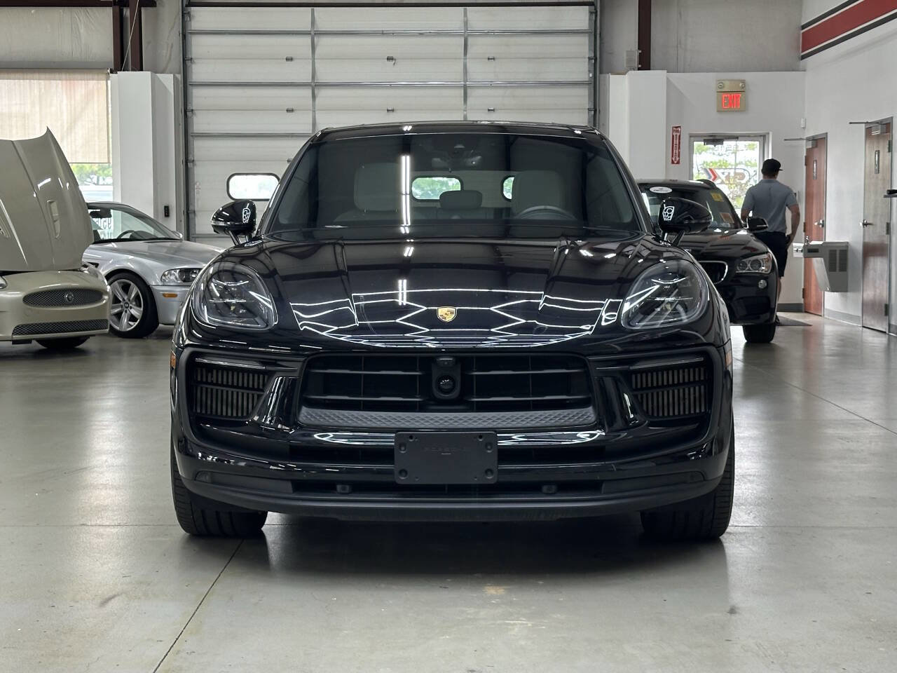 Used 2024 Porsche Macan S image 6