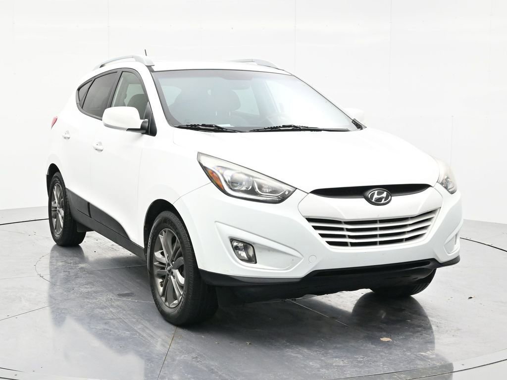 Used 2015 Hyundai Tucson SE AWD/4WD image 3