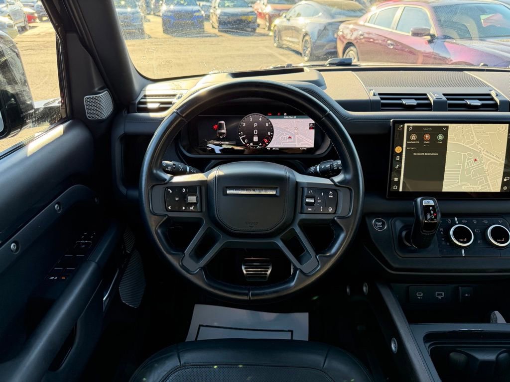 Used 2023 Land Rover Defender 130 X image 26