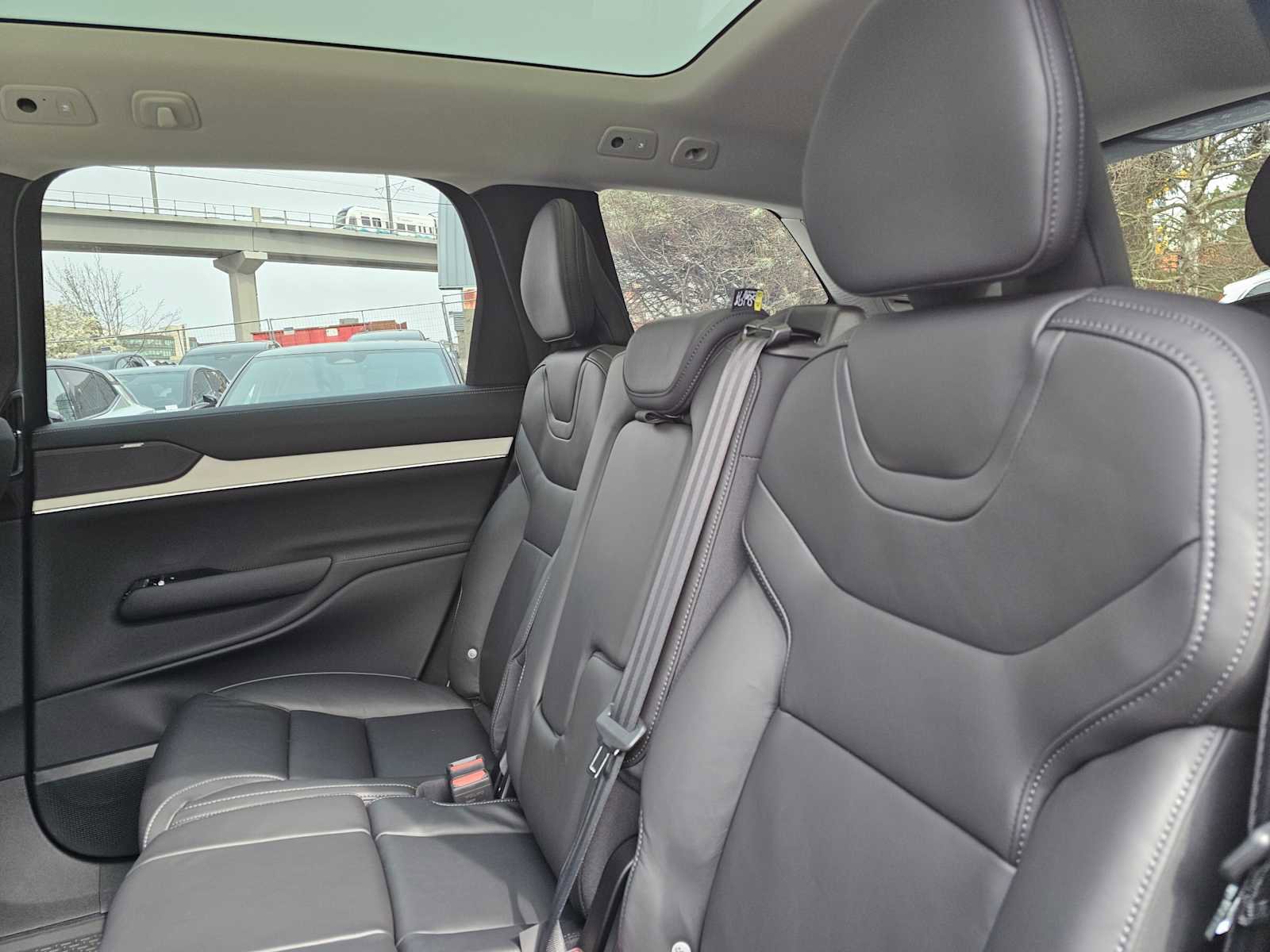 New 2026 Volvo EX90 Ultra image 20