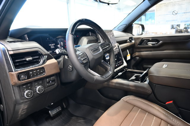 New 2026 GMC Yukon Denali Ultimate AWD/4WD image 29