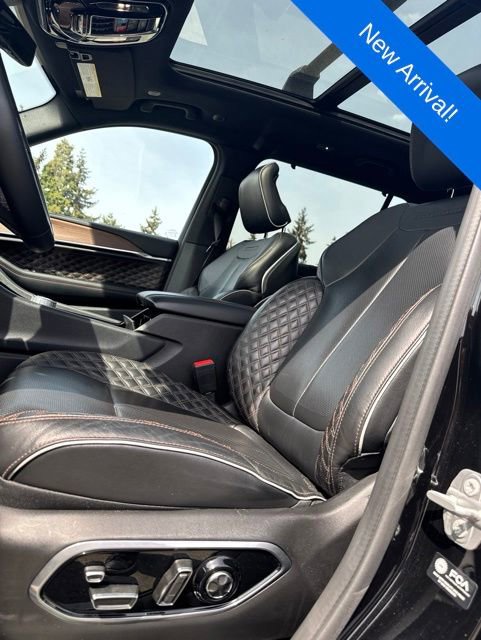 Used 2021 Jeep Grand Cherokee L Summit w/ Advanced Protech Group IV AWD/4WD image 13