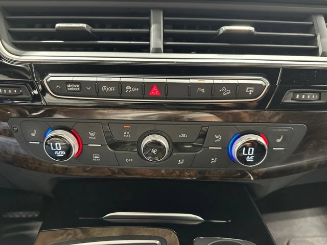 Used 2017 Audi Q7 3.0T Premium Plus AWD/4WD image 24