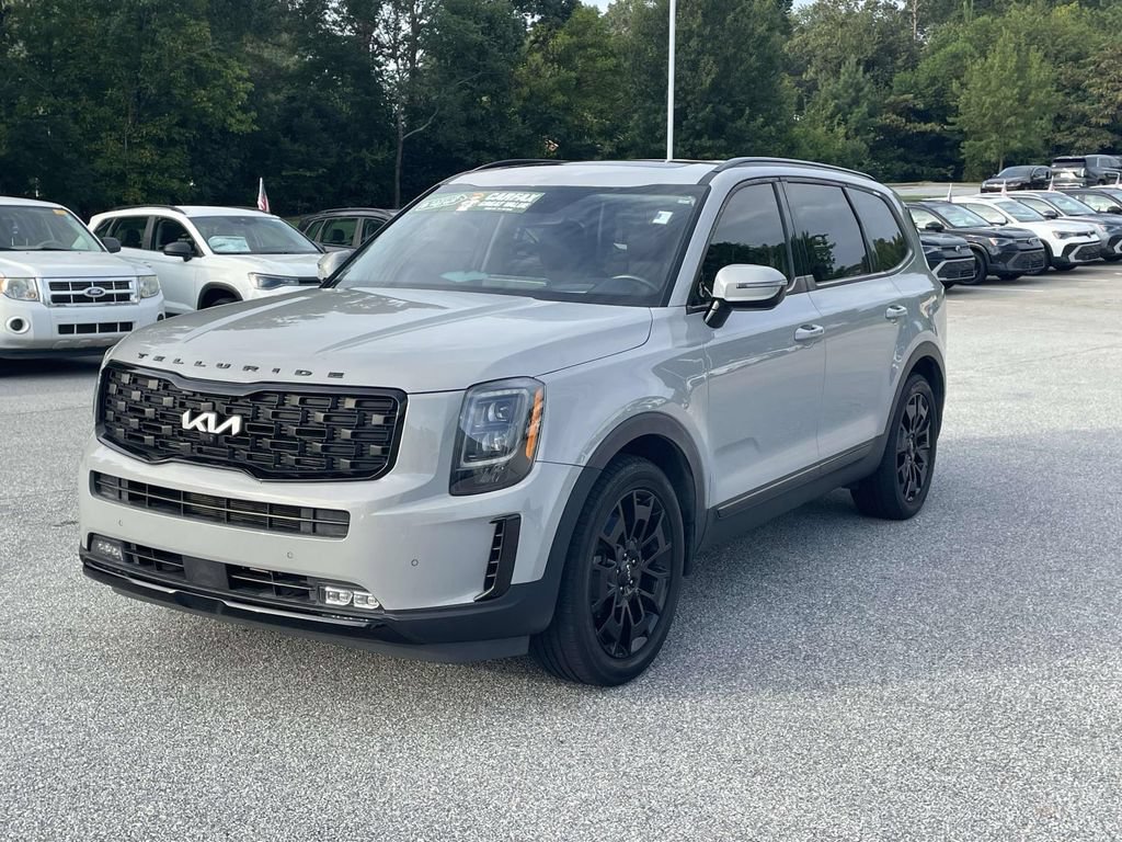Used 2022 Kia Telluride SX w/ SX Prestige Package AWD/4WD image 3