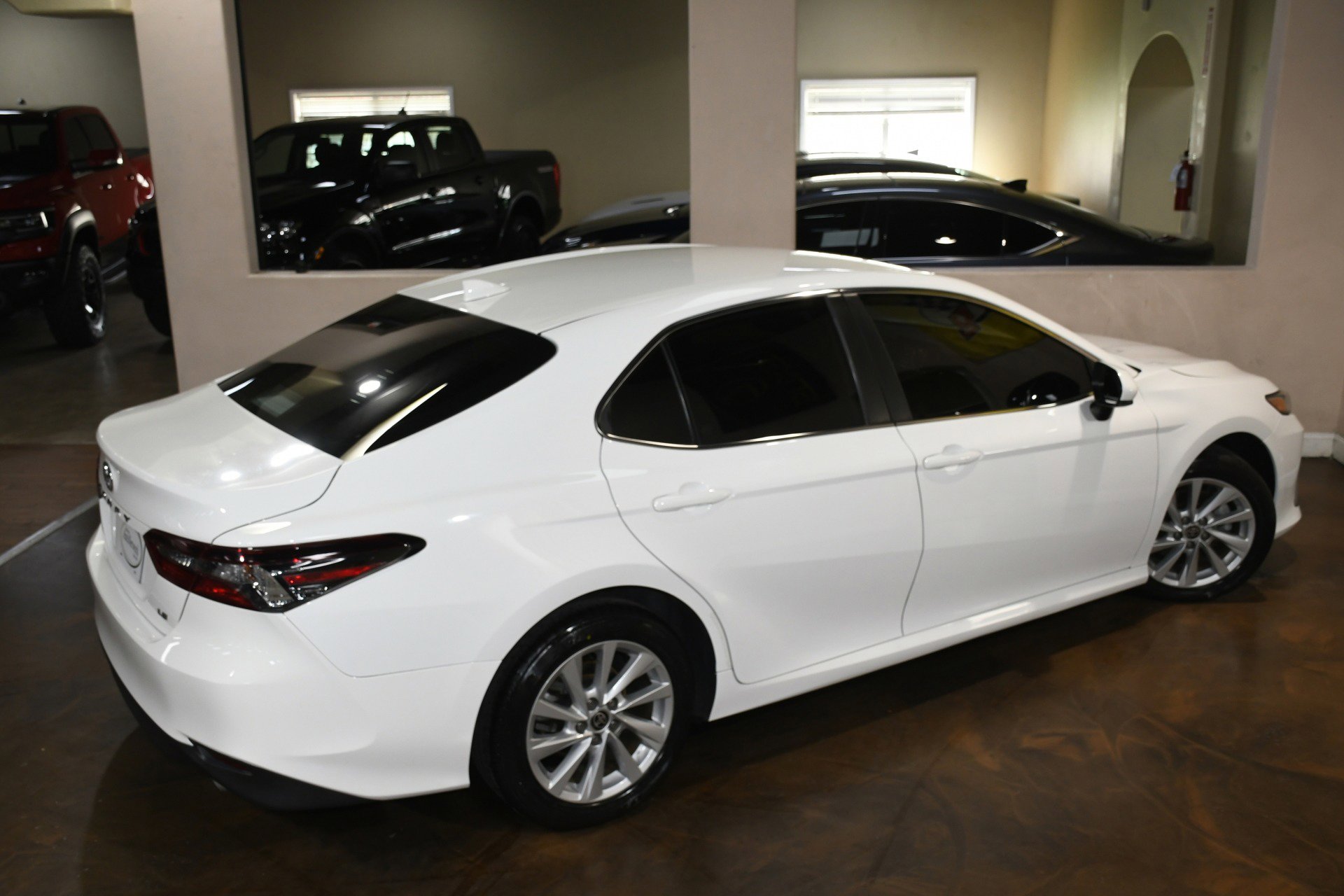 Used 2021 Toyota Camry LE image 79