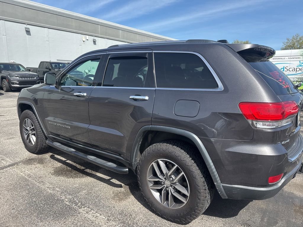 Used 2017 Jeep Grand Cherokee Limited AWD/4WD image 7