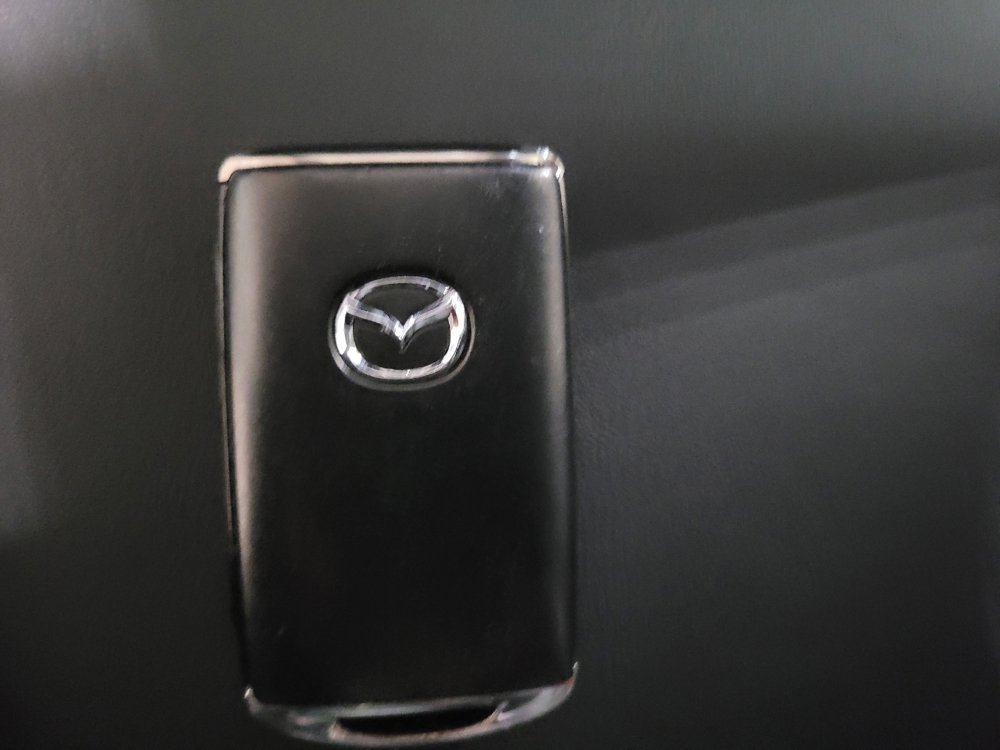 Used 2025 MAZDA MAZDA3 s image 32