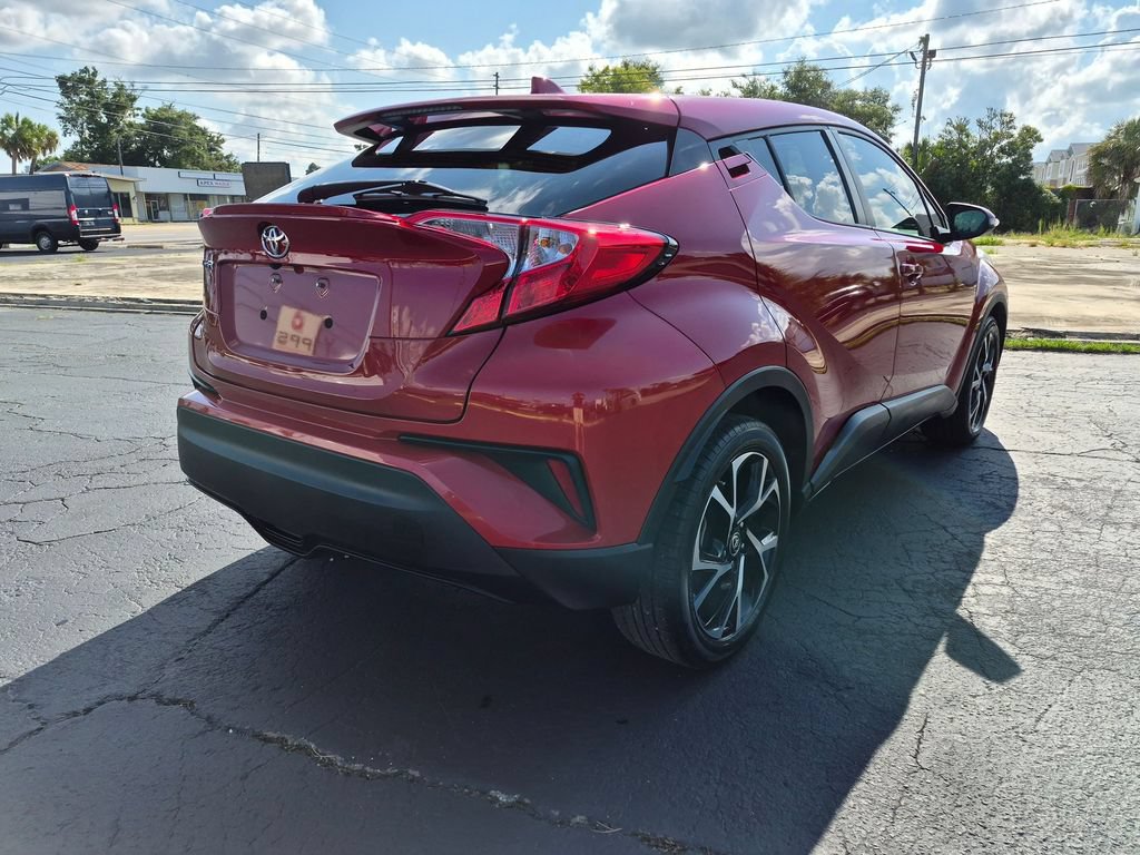 Used 2022 Toyota C-HR XLE FWD image 5