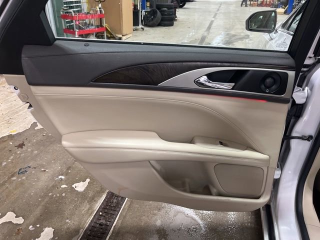 Used 2020 Lincoln MKZ Reserve w/ Elements Package image 39