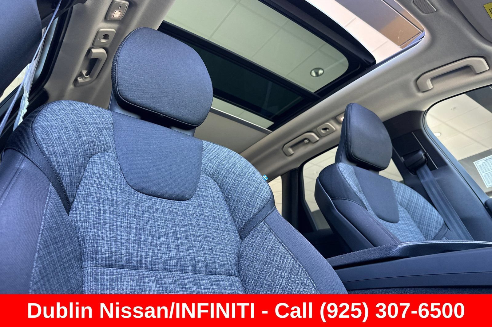 Used 2023 Volvo XC60 B5 Core w/ Protection Package Premier FWD image 20