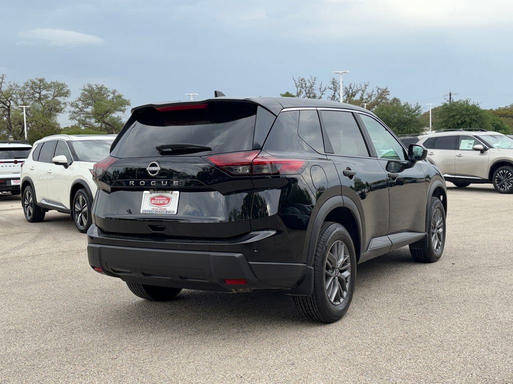 Used 2025 Nissan Rogue S FWD image 5