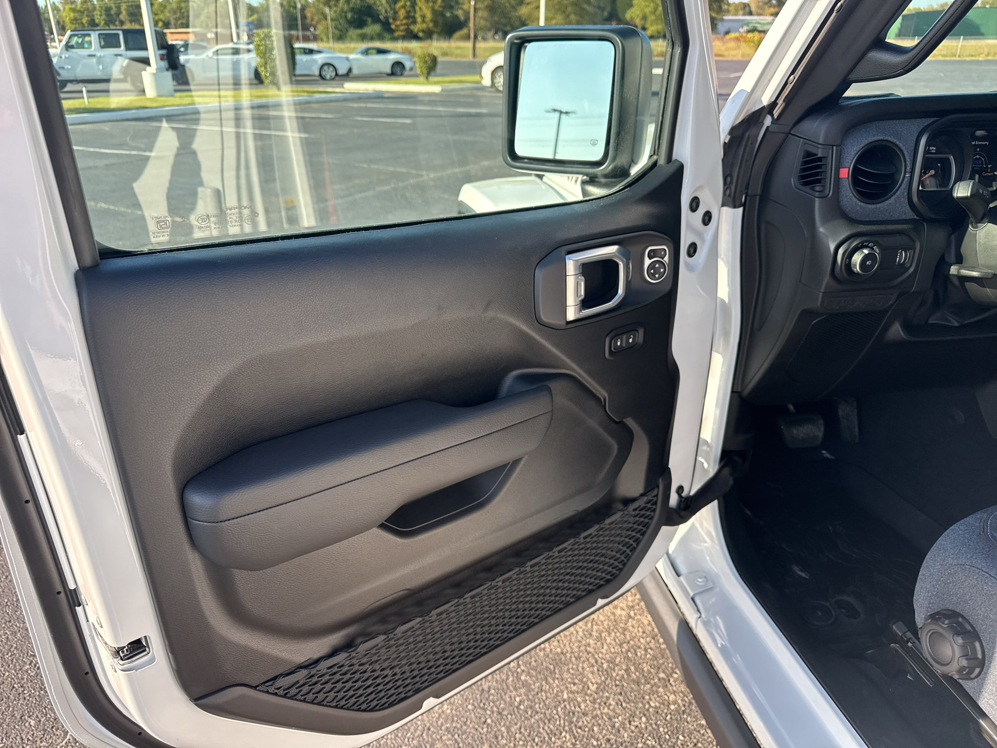 New 2026 Jeep Wrangler Unlimited Sport AWD/4WD image 25