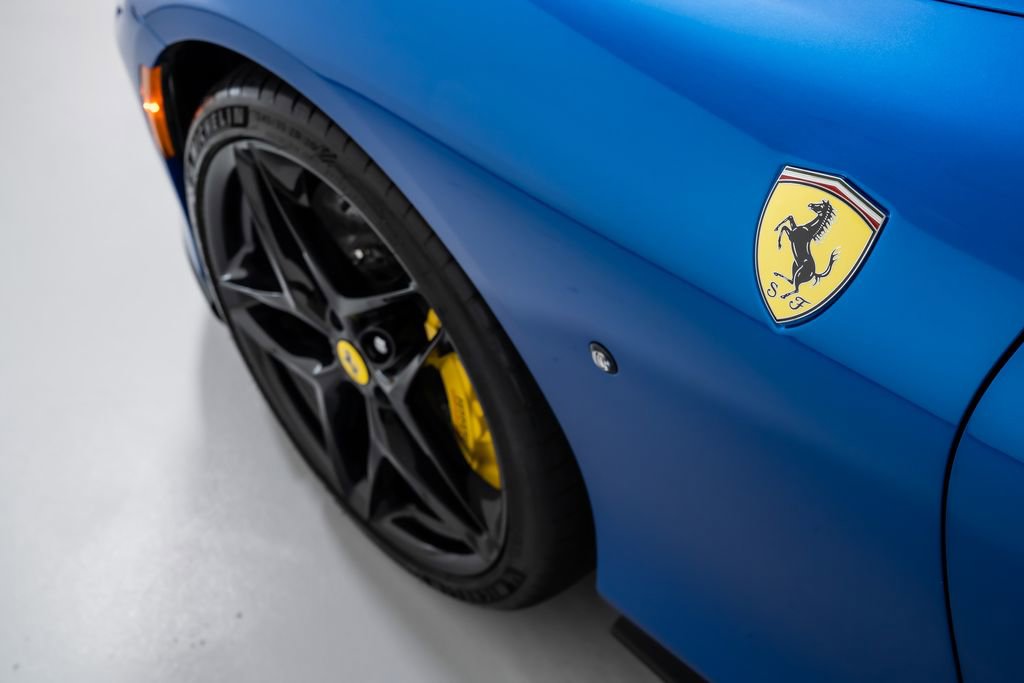 Used 2025 Ferrari Roma Spider RWD image 50