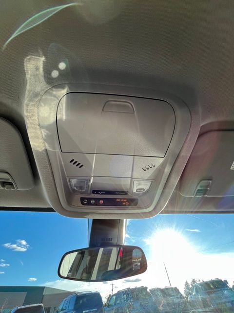 Used 2023 GMC Acadia SLE w/ Driver Convenience Package image 50