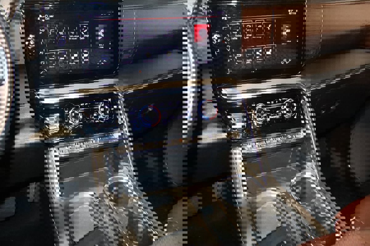 Used 2024 GMC Sierra 3500 Denali Ultimate image 66