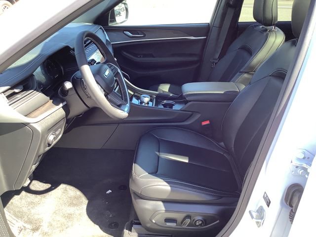 New 2026 Jeep Grand Cherokee Limited image 9