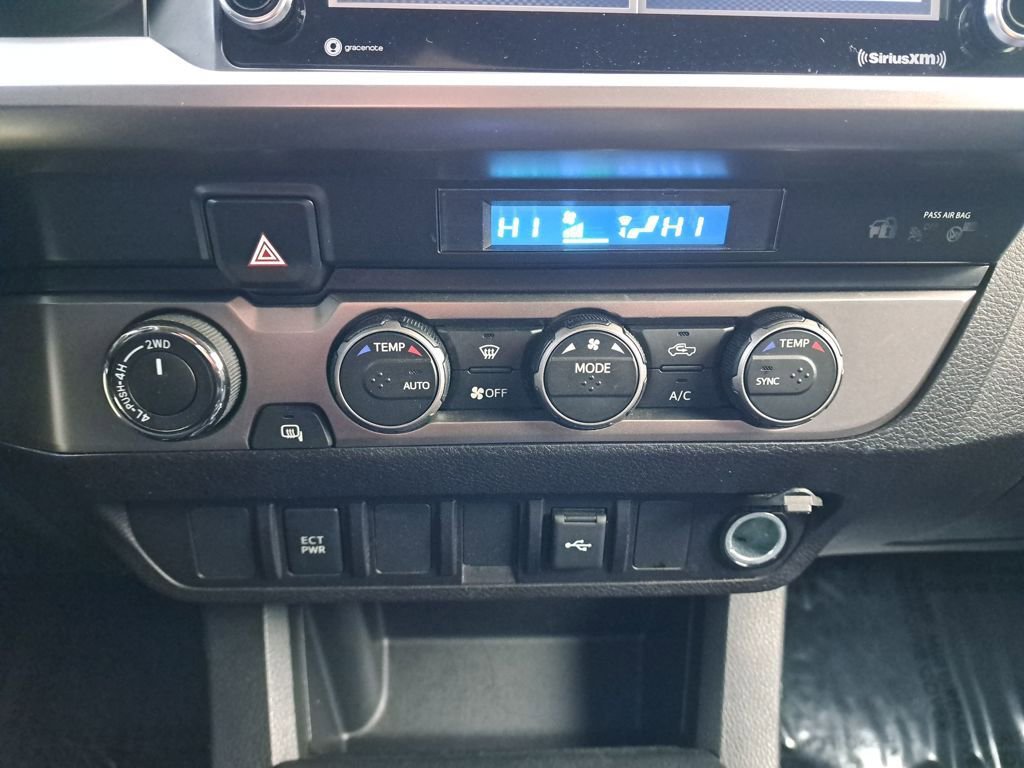 Used 2022 Toyota Tacoma TRD Sport image 26