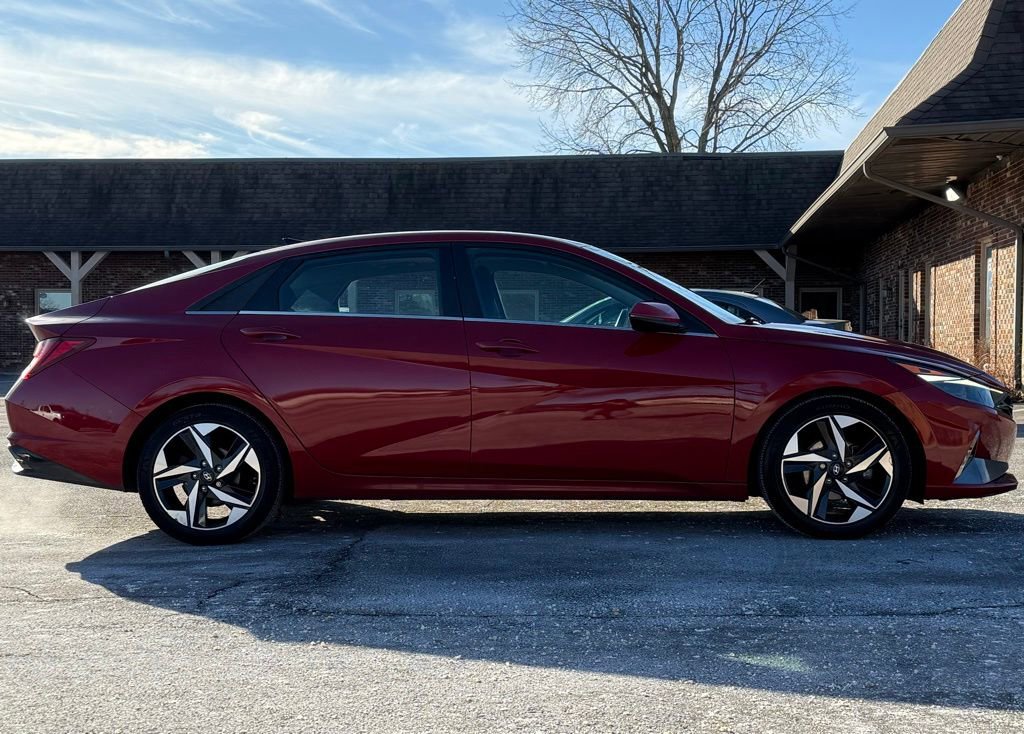 Used 2021 Hyundai Elantra SEL w/ Convenience + Premium Package image 7