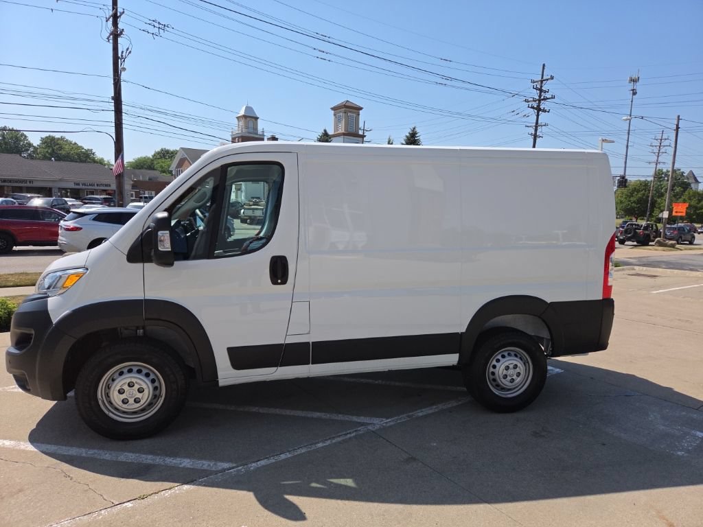 Used 2025 RAM ProMaster 1500 w/ Premium Convenience Group FWD image 7