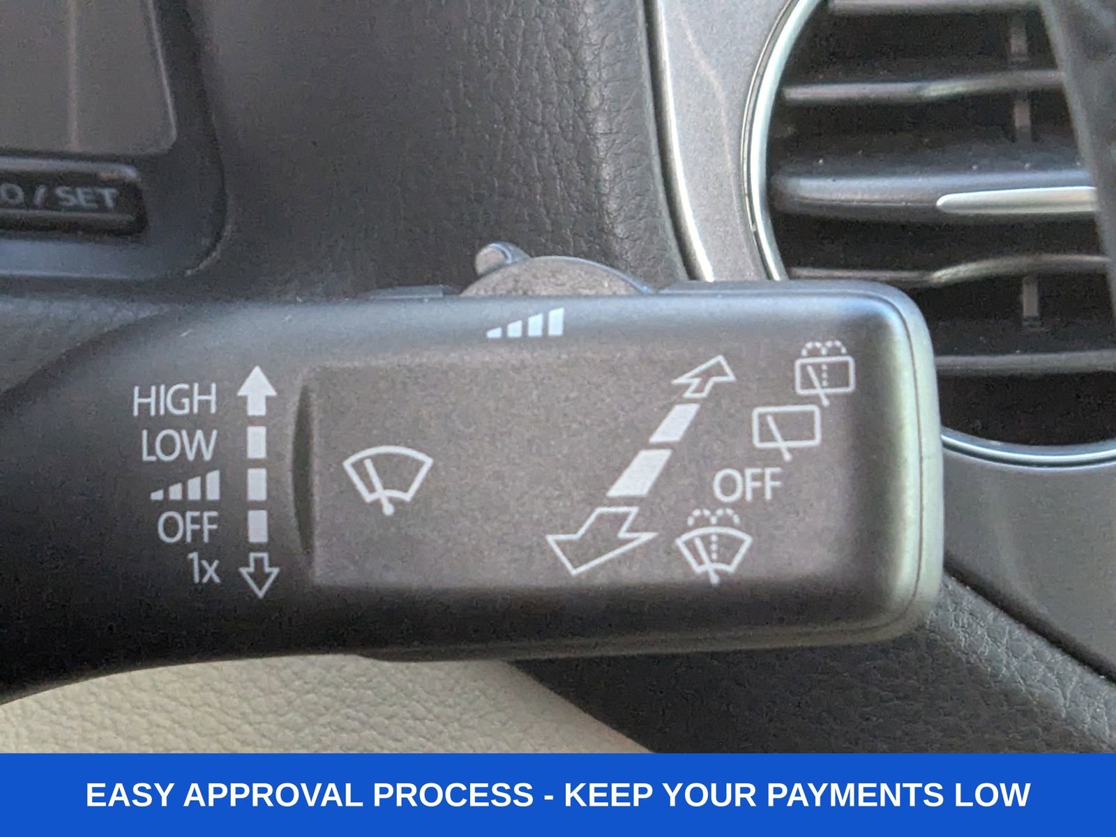 Used 2016 Volkswagen Tiguan S image 34