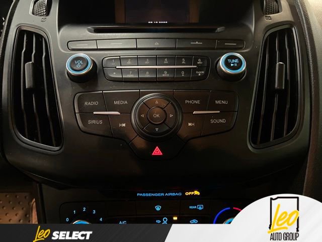 Used 2017 Ford Focus SE w/ Cold Weather Package FWD image 16