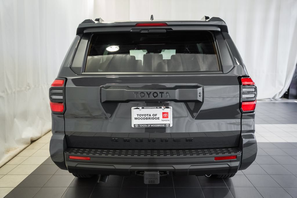 New 2026 Toyota 4Runner SR5 RWD image 5