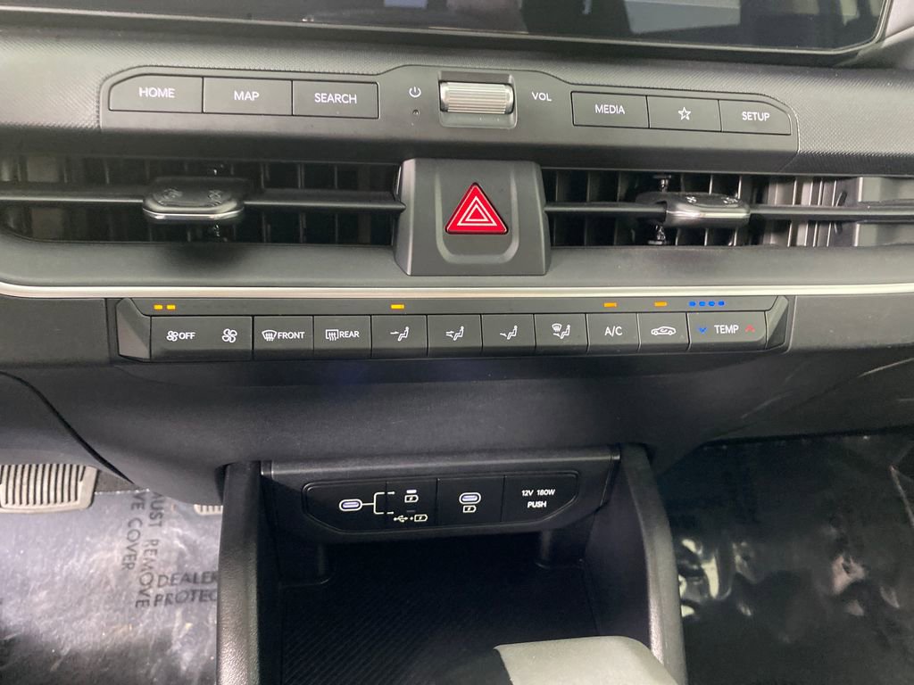 Used 2025 Kia K4 LX image 17