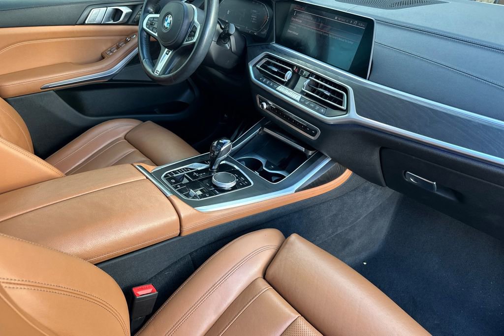 Used 2021 BMW X7 xDrive40i w/ M Sport Package image 18