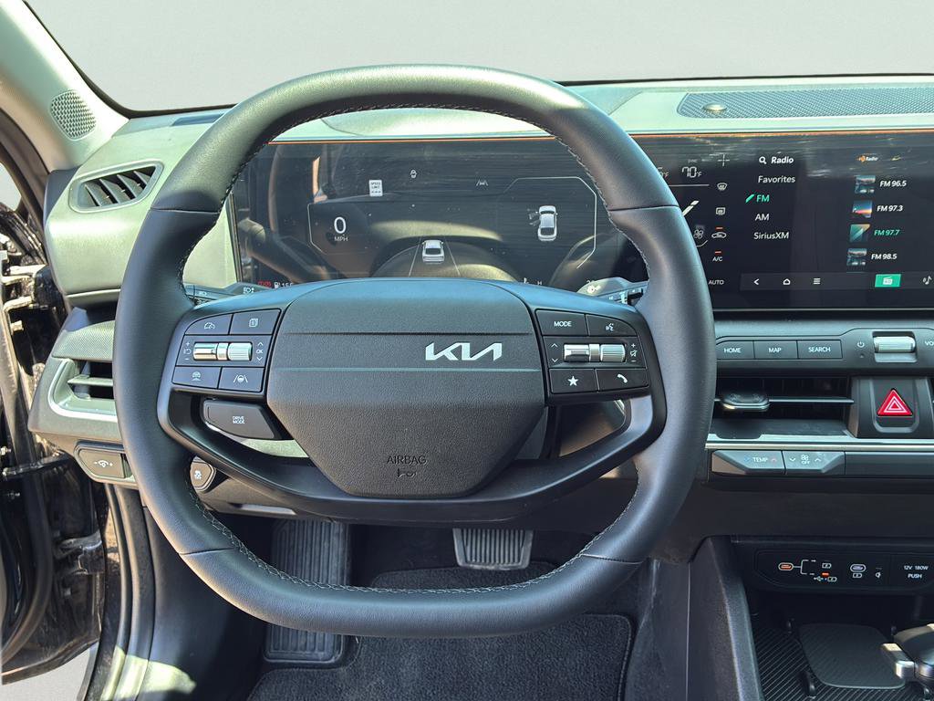 Certified 2025 Kia K4 EX FWD image 28