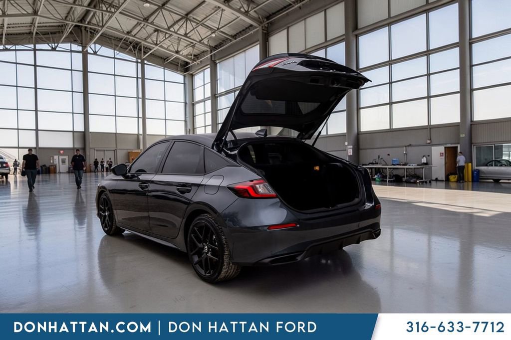 Used 2025 Honda Civic Sport image 30
