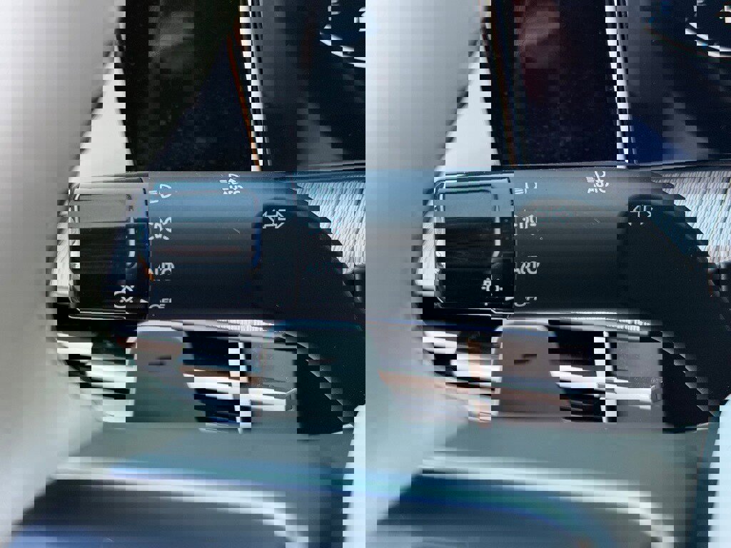 Used 2025 Hyundai Santa Fe Calligraphy image 21