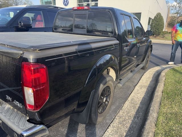Used 2018 Nissan Frontier SV w/ Value Truck Package image 8