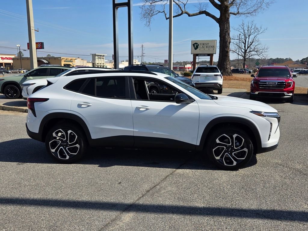 New 2026 Chevrolet Trax RS w/ Driver Confidence Package image 13