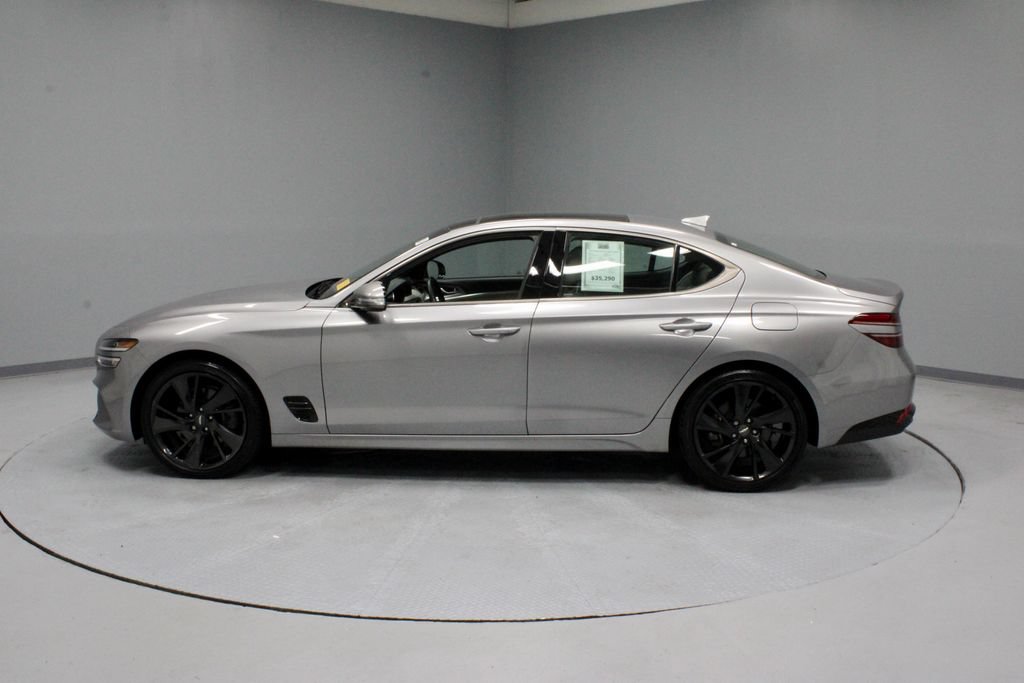 Used 2023 Genesis G70 2.0T w/ Sport Prestige Package AWD/4WD image 8