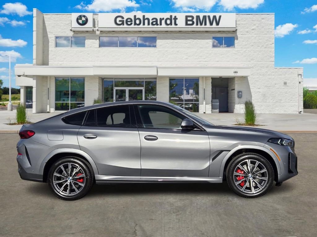 New 2026 BMW X6 xDrive40i w/ Climate Comfort Package image 4