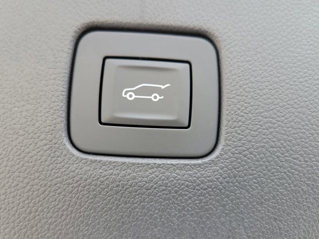 Used 2025 Buick Envista Avenir FWD image 14