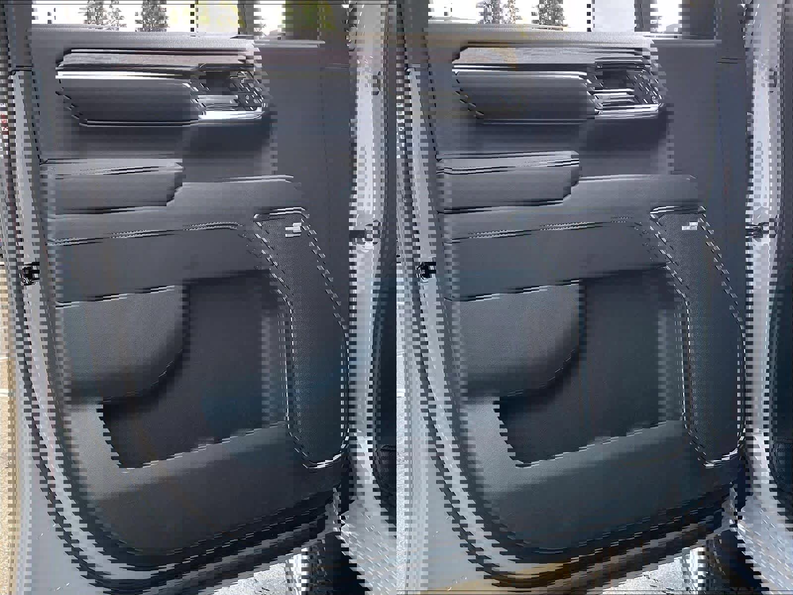 Used 2024 Chevrolet Silverado 2500 LTZ w/ LTZ Plus Package image 25