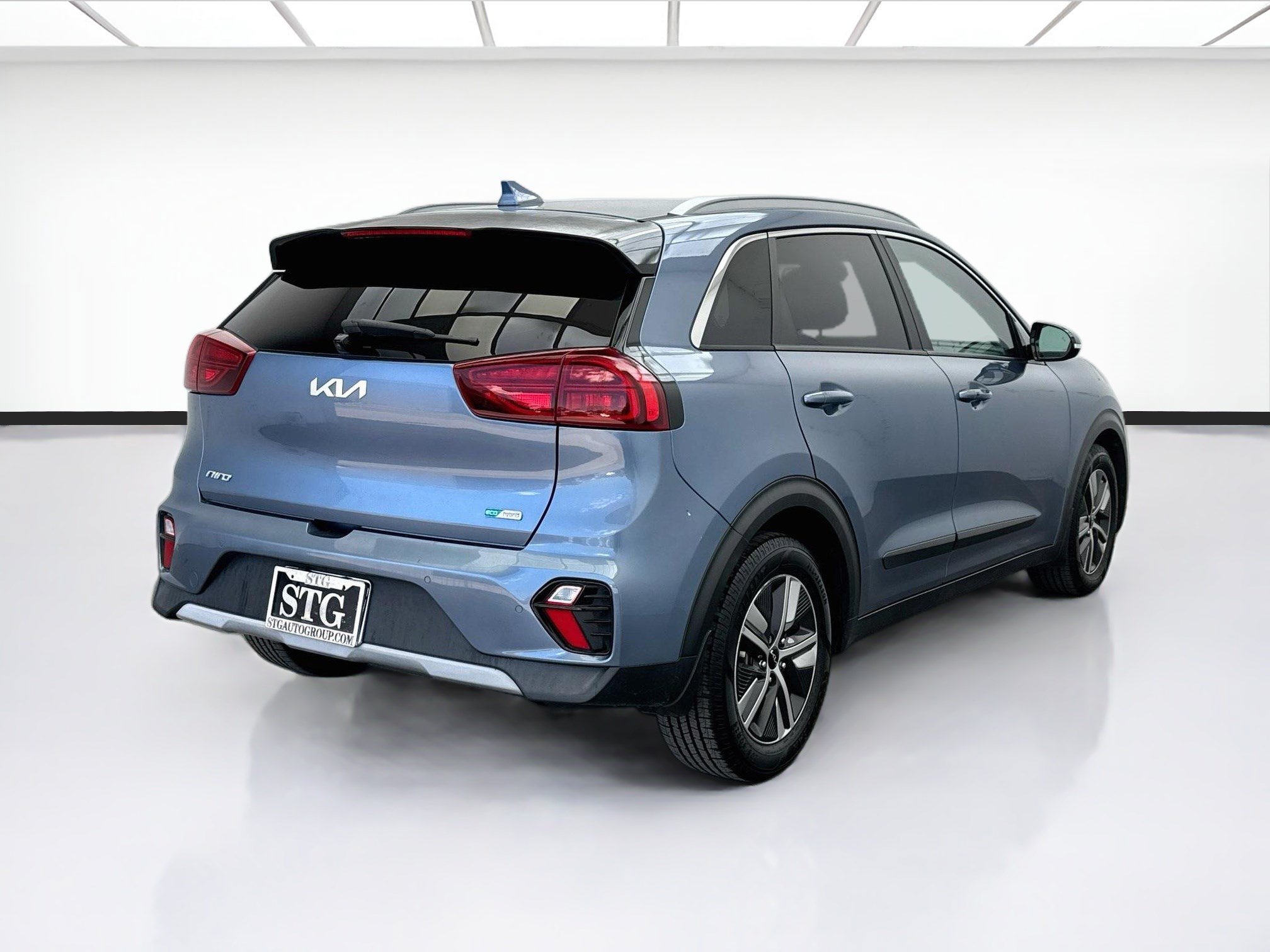 Used 2022 Kia Niro EX Premium FWD image 4