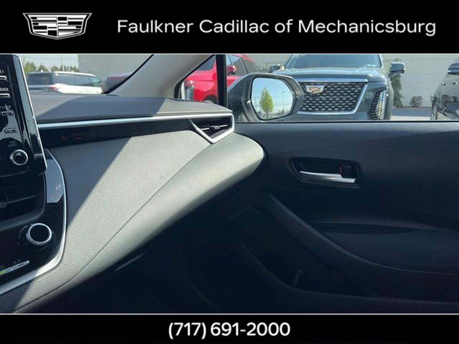 Used 2020 Toyota Corolla LE image 23