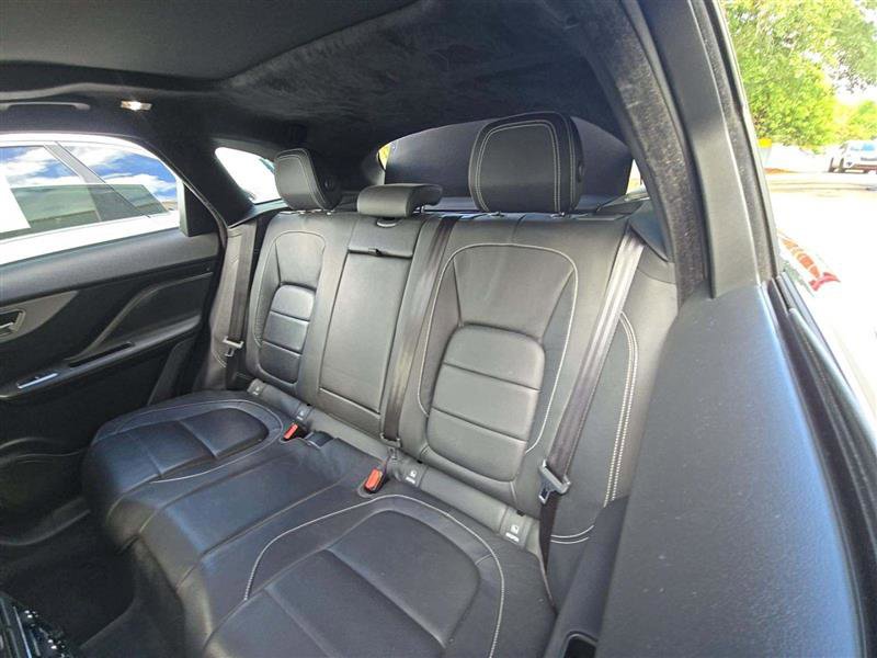Used 2017 Jaguar F-PACE S AWD/4WD image 7