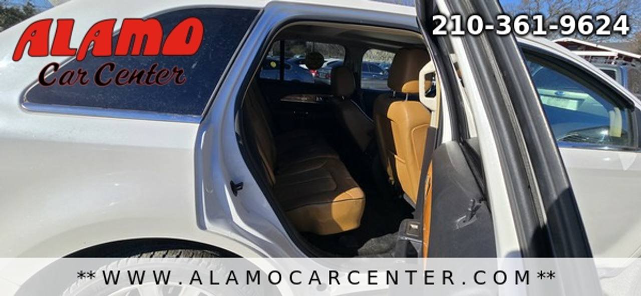 Used 2012 Lincoln MKX FWD image 19