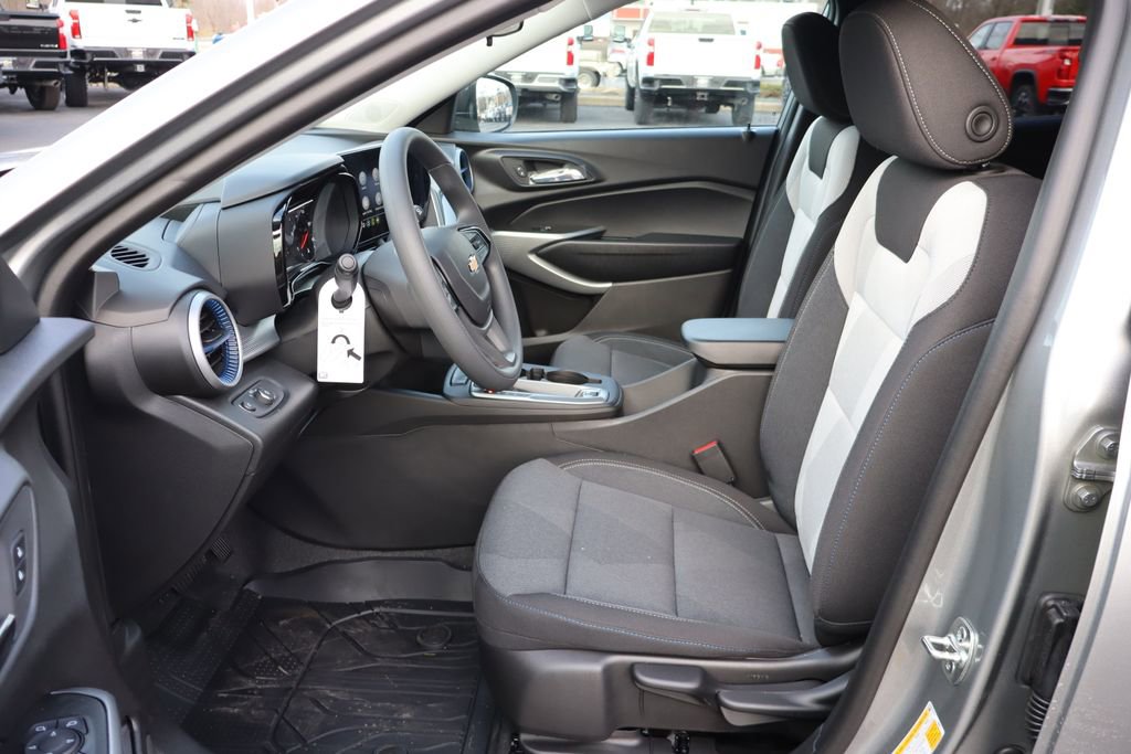 New 2026 Chevrolet Trax LS w/ Driver Confidence Package image 5