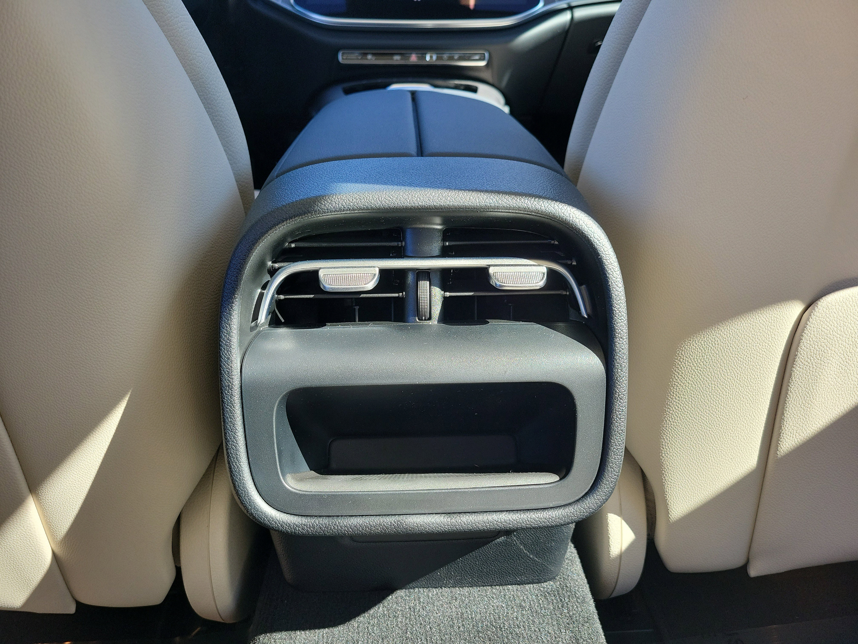 Certified 2026 Mercedes-Benz E 350 Sedan image 32