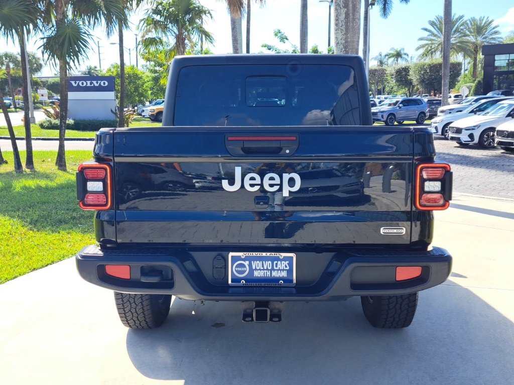 Used 2022 Jeep Gladiator Overland w/ Popular Equipment Package image 5