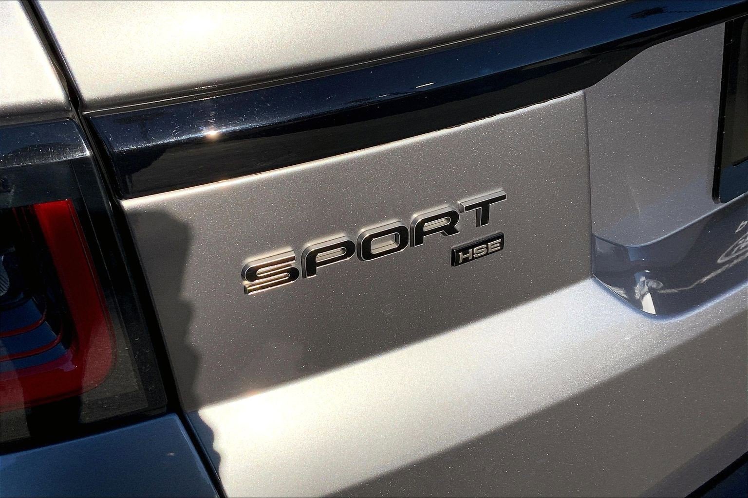 Certified 2022 Land Rover Range Rover Sport HSE Silver Edition AWD/4WD image 9