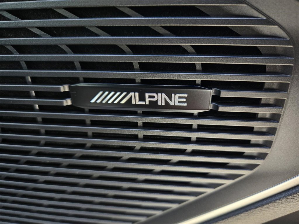 New 2025 Jeep Wagoneer L Series II w/ Premium Group I image 9