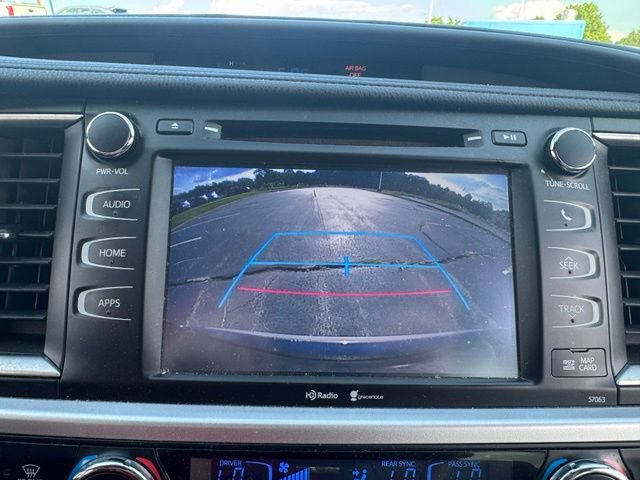 Used 2015 Toyota Highlander XLE AWD/4WD image 23