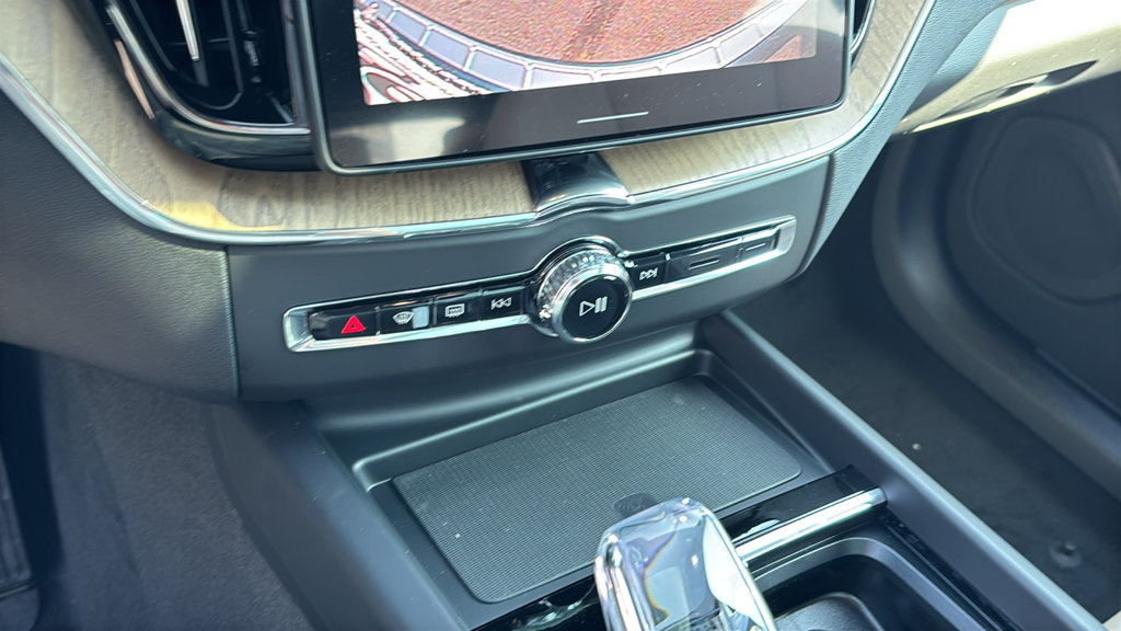 New 2027 Volvo XC60 B5 Core AWD/4WD image 20